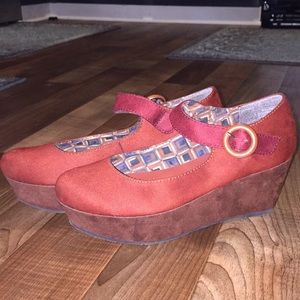 Young spirit two tone wedge shoes size 38